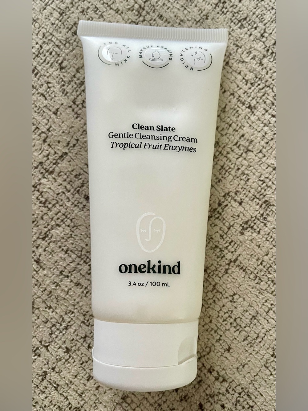 Onekind Clean Slate Barrier Boosting Cleanser Postbiotic & Tropical Fruit 3.4oz